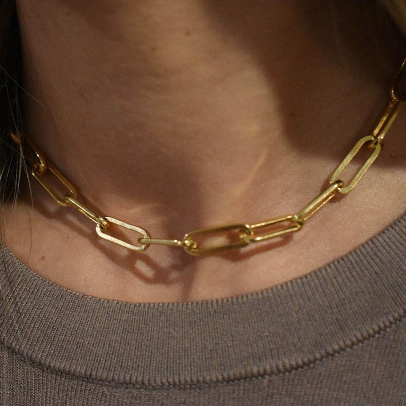 Paper clip choker